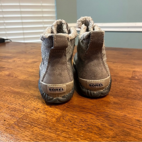 Sorel Out N About short boot bootie gray size 6 - Picture 4 of 10